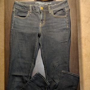 American Eagle blue jeans